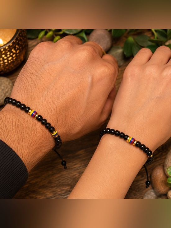 Other - Unisex Colombian Black Beaded Adjustable Bracelet w/ Gold Accent